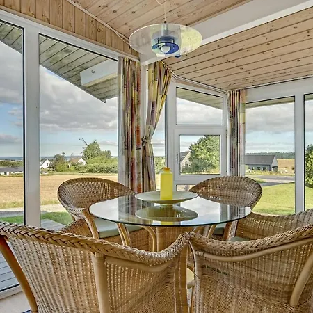 Pet Friendly In With Kitchen * Knebel