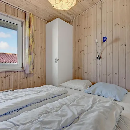 Pet Friendly In With Kitchen * Knebel