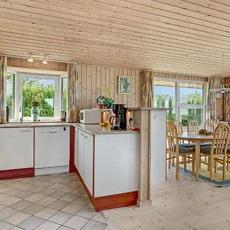 Vakantiehuis Pet Friendly In With Kitchen