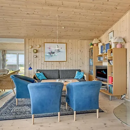 Vakantiehuis Pet Friendly In With Kitchen Knebel